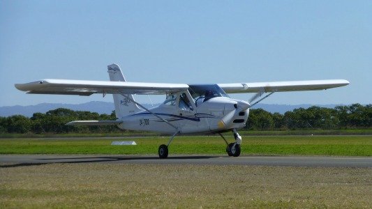 Tecnam 7600 Taxiing at Redcliffe - Fly Now Redcliffe